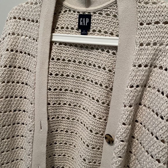 GAP 100% cotton button up sweater / cardigan - Picture 3 of 7